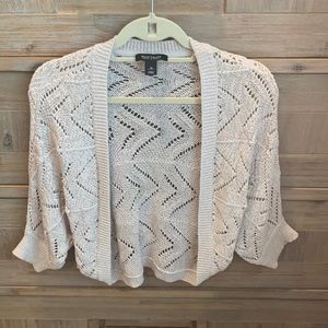 White House Black market shrug